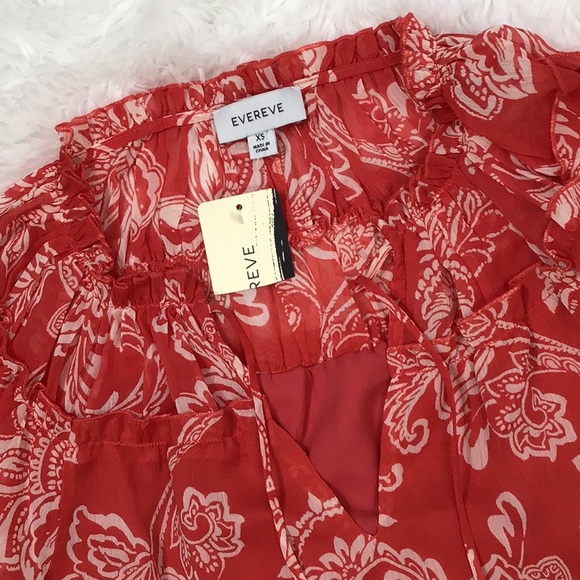 Evereve Hayden red chiffon layered top XS NWT - Picture 11 of 12